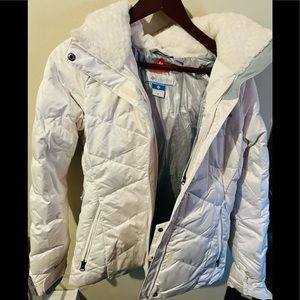 Columbia Omni heat pearl white ski jacket ⛷🖤